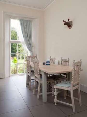  Image of 5 bedroom Detached house for sale in Blendworth Lane Horndean Waterlooville PO8 at Blendworth Waterlooville Hampshire, PO8 0AA