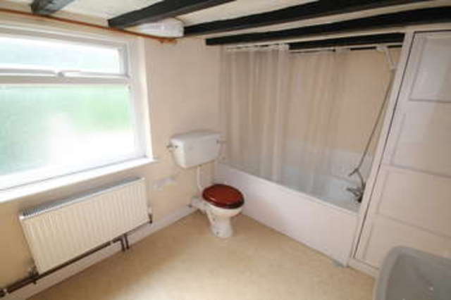  Image of 1 bedroom Terraced house for sale in Bondgate Castle Donington Derby DE74 at Castle Donington Castle Donington Derbyshire, DE74 2NR