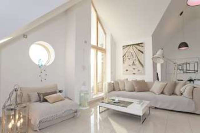  Image of 2 bedroom Flat for sale in Honeycombe Chine Pokesdown Bournemouth BH5 at Boscombe Bournemouth Hampshire, BH5 1LE