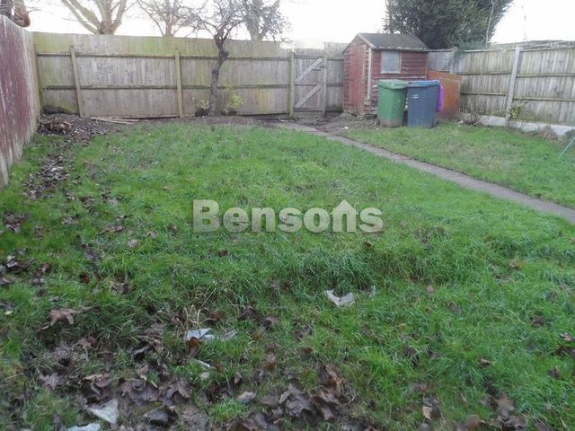  Image of 3 bedroom Terraced house to rent in Brandsfarm Way Telford TF3 at Brandsfarm way, Randlay, Telford, TF3 2JJ