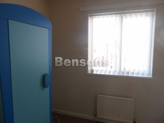  Image of 3 bedroom Semi-Detached house to rent in Brereton Telford TF3 at Brereton Brookside Telford, TF3 1PA
