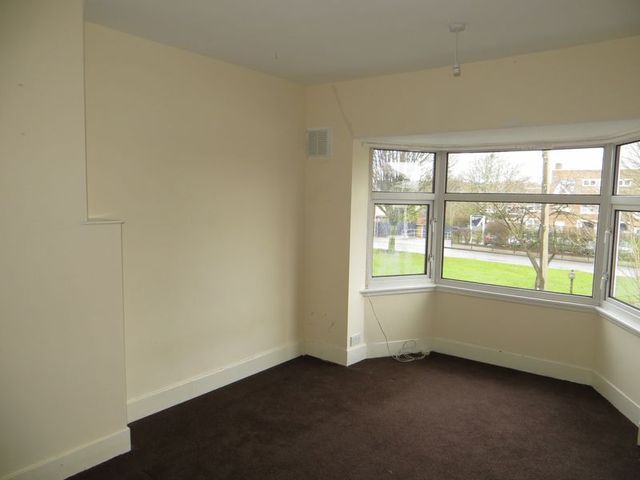  Image of 3 bedroom Semi-Detached house to rent in Bristol Road South Rednal Birmingham B45 at Bristol Road South Rednal Birmingham, B45 9PF