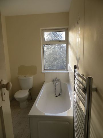  Image of 3 bedroom Semi-Detached house to rent in Bristol Road South Rednal Birmingham B45 at Bristol Road South Rednal Birmingham, B45 9PF
