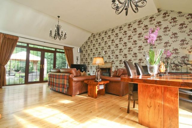  Image of 5 bedroom Detached house for sale in Brownhill Lane Longton Preston PR4 at Brownhill Lane Array New Longton, PR4 4SJ