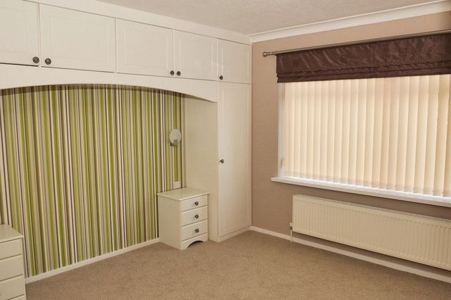  Image of 4 bedroom Bungalow to rent in Bryan Road Elland HX5 at Bryan Road  Elland, HX5 0QZ