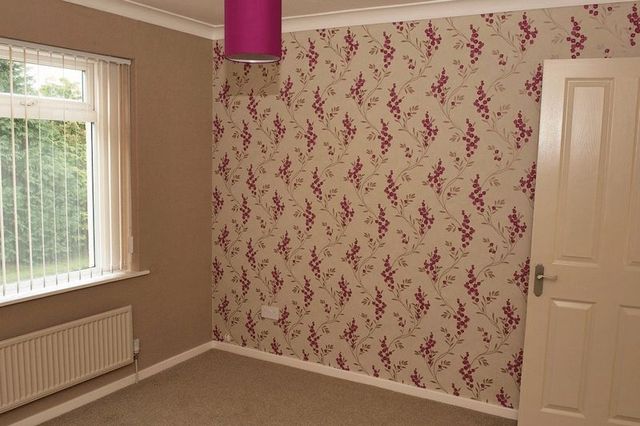  Image of 4 bedroom Bungalow to rent in Bryan Road Elland HX5 at Bryan Road  Elland, HX5 0QZ