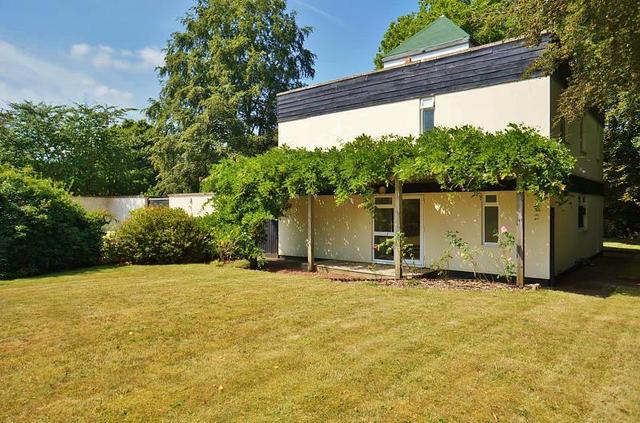  Image of 4 bedroom Detached house for sale in Burcot Park Burcot Abingdon OX14 at Burcot  Abingdon, OX14 3DH