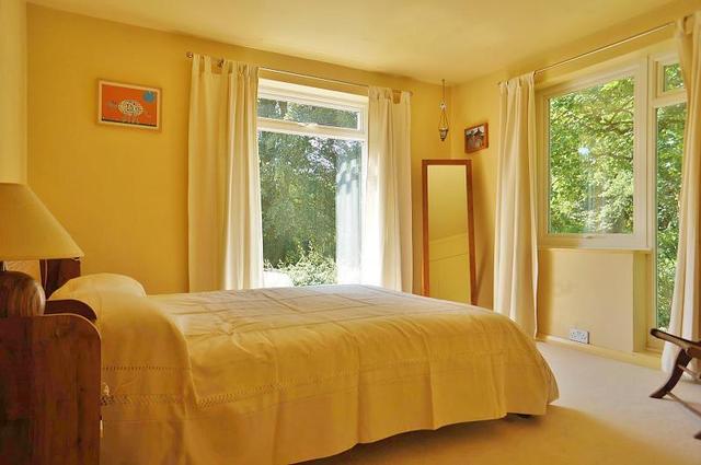  Image of 4 bedroom Detached house for sale in Burcot Park Burcot Abingdon OX14 at Burcot  Abingdon, OX14 3DH