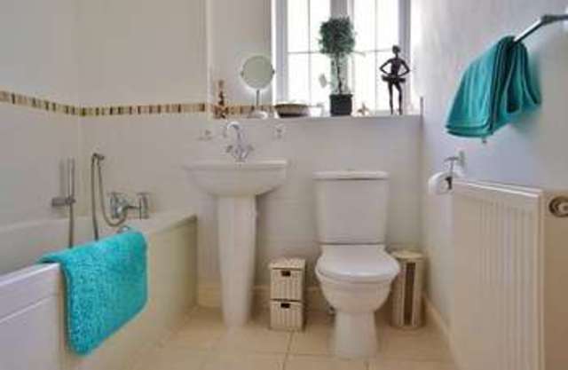  Image of 3 bedroom Mews for sale in Caldecott Road Abingdon OX14 at Abingdon, OX14 5HB