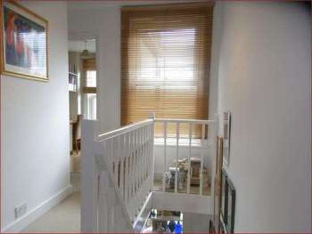  Image of 3 bedroom Property for sale in Calvert Road Barnet EN5 at Calvert Road  HIGH BARNET, EN5 4HJ
