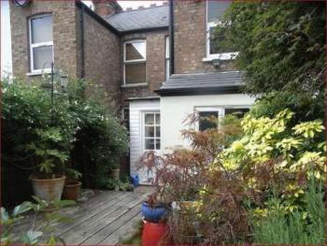  Image of 3 bedroom Property for sale in Calvert Road Barnet EN5 at Calvert Road  HIGH BARNET, EN5 4HJ