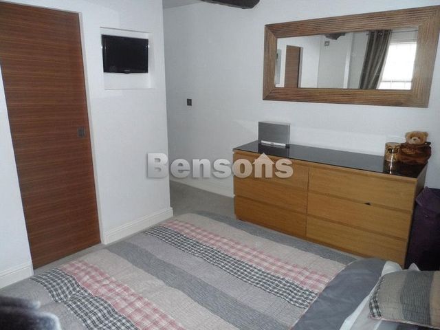  Image of 2 bedroom Semi-Detached house to rent in Cartway Bridgnorth WV16 at Cartway  Bridgnorth, WV16 4BW