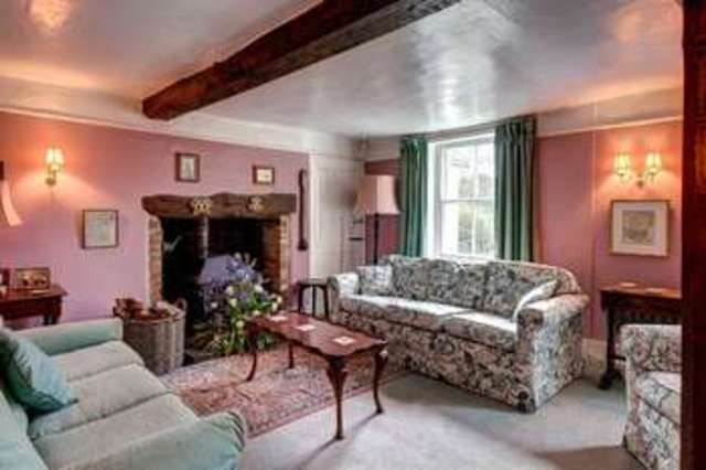  Image of 5 bedroom Detached house for sale in Catherington Lane Catherington Waterlooville PO8 at Catherington Waterlooville Hampshire, PO8 0TD