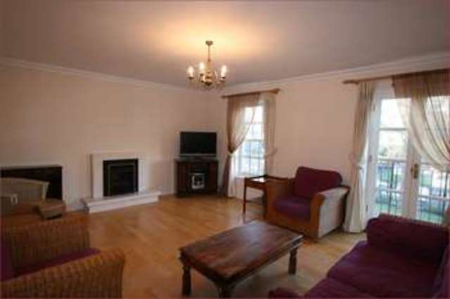 Image of 3 bedroom Penthouse for sale in Cattley Close Barnet EN5 at Cattley Close  Barnet, EN5 4SN