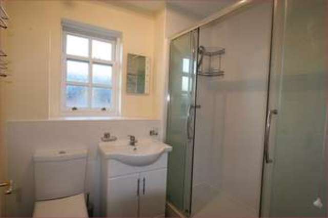  Image of 3 bedroom Penthouse for sale in Cattley Close Barnet EN5 at Cattley Close  Barnet, EN5 4SN