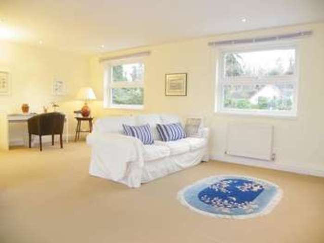  Image of 2 bedroom Flat for sale in Ancastle Green Henley-on-Thames RG9 at Ancastle Green  Henley-on-Thames, RG9 1UN