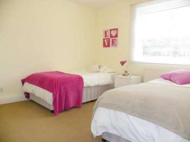  Image of 2 bedroom Flat for sale in Ancastle Green Henley-on-Thames RG9 at Ancastle Green  Henley-on-Thames, RG9 1UN