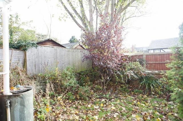 Image of 4 bedroom Semi-Detached house for sale in Cemetery Road Abingdon OX14 at Abingdon, OX14 1AS