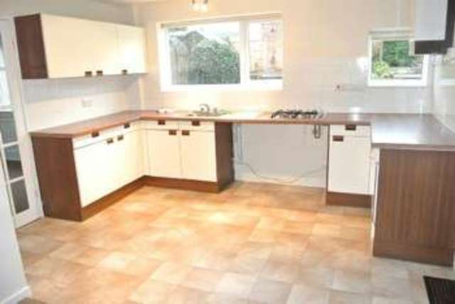  Image of 3 bedroom End of Terrace for sale in Central Avenue Stapleford Nottingham NG9 at Central Avenue  Stapleford, NG9 8PU