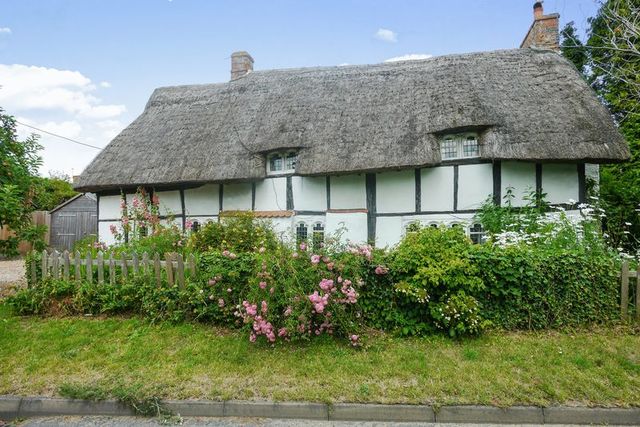  Image of 3 bedroom Detached house for sale in High Street Chalgrove Oxford OX44 at 37a High Street Chalgrove Oxford, OX44 7SR