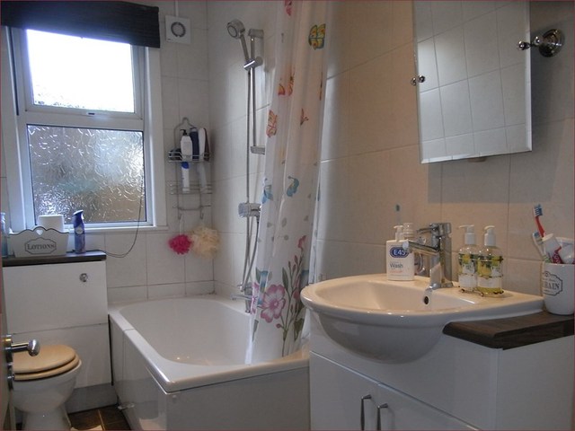  Image of 2 bedroom Flat for sale in Chesterfield Road Barnet EN5 at Chesterfield Road  Barnet, EN5 2RG