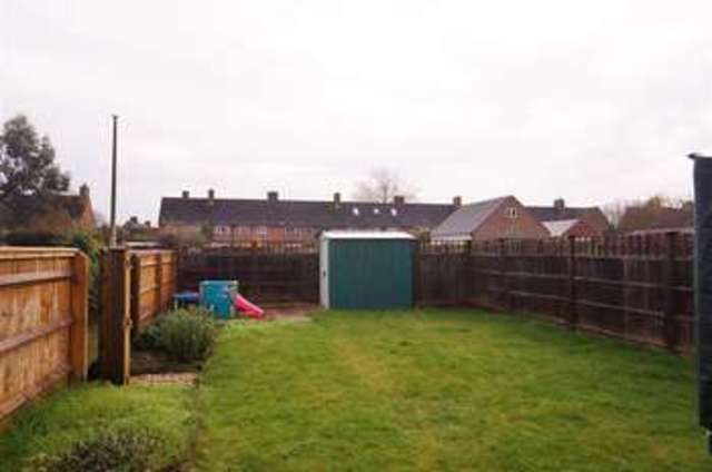  Image of 2 bedroom Flat for sale in Cheyney Walk Abingdon OX14 at Abingdon, OX14 1HN