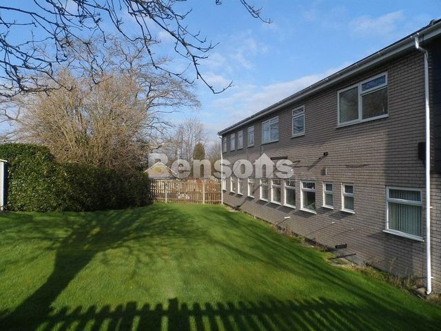  Image of 1 bedroom Flat to rent in Church Street Oakengates Telford TF2 at Oakengates Telford Oakengates, TF2 6BU