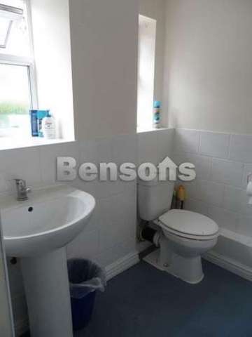  Image of 1 bedroom Flat to rent in Church Street Oakengates Telford TF2 at Church Street Oakengates Telford, TF2 6BU