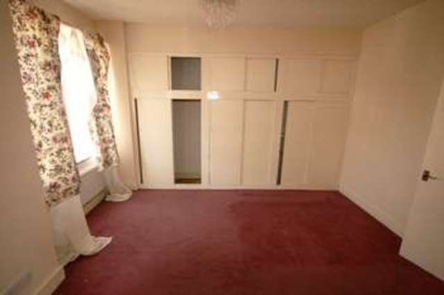  Image of 2 bedroom Terraced house for sale in Cibber Road London SE23 at Forest Hill London Forest Hill, SE23 2EF