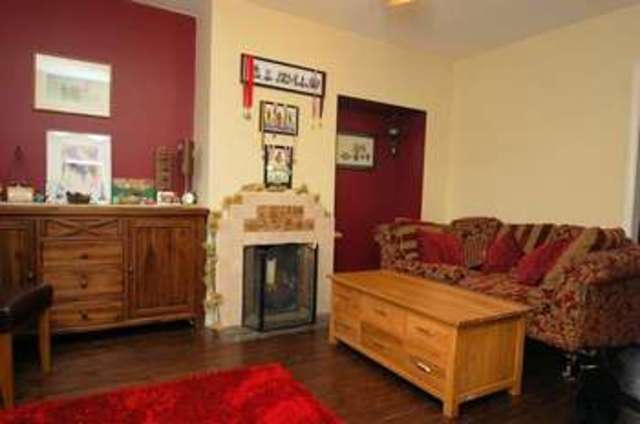  Image of 2 bedroom Semi-Detached house for sale in Clapcot Way Wallingford OX10 at Wallingford, OX10 8JD