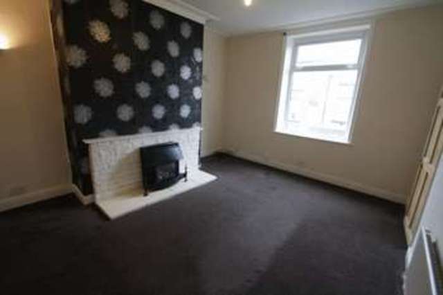  Image of 3 bedroom Detached house to rent in Cleveland Avenue Halifax HX3 at Cleveland Avenue  Halifax, HX3 9BA