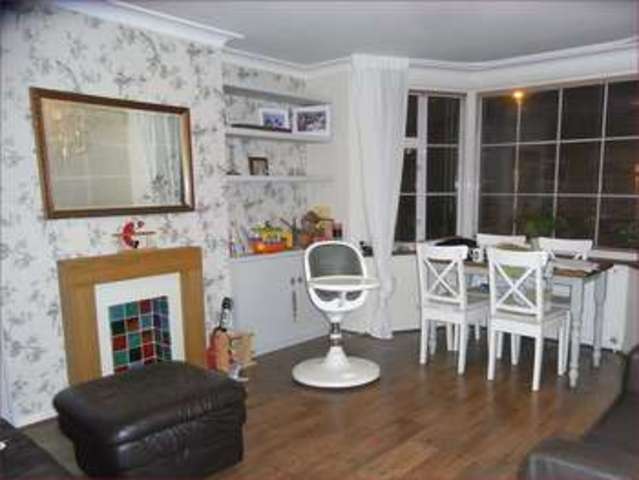  Image of 2 bedroom Maisonette for sale in Clifford Road New Barnet Barnet EN5 at Clifford Road  New Barnet, EN5 5PB