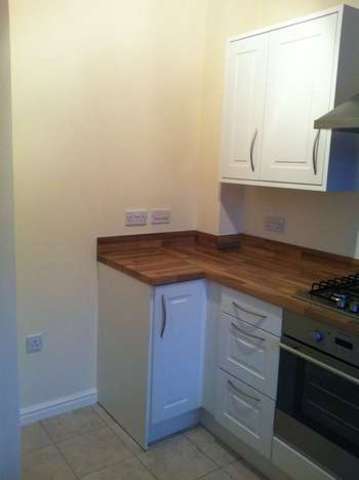  Image of 2 bedroom Mews to rent in Clos Ael-Y-Bryn Penygroes Llanelli SA14 at Penygroes Llanelli Carmarthenshire, SA14 7ND