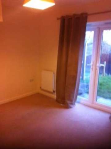  Image of 2 bedroom Terraced house to rent in Clos Ael-Y-Bryn Penygroes Llanelli SA14 at Penygroes Llanelli Carmarthenshire, SA14 7ND