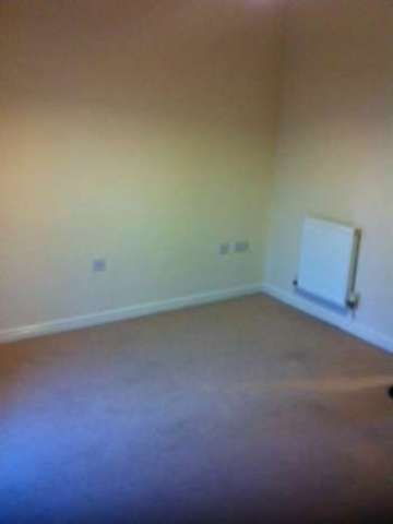  Image of 2 bedroom Terraced house to rent in Clos Ael-Y-Bryn Penygroes Llanelli SA14 at Penygroes Llanelli Carmarthenshire, SA14 7ND