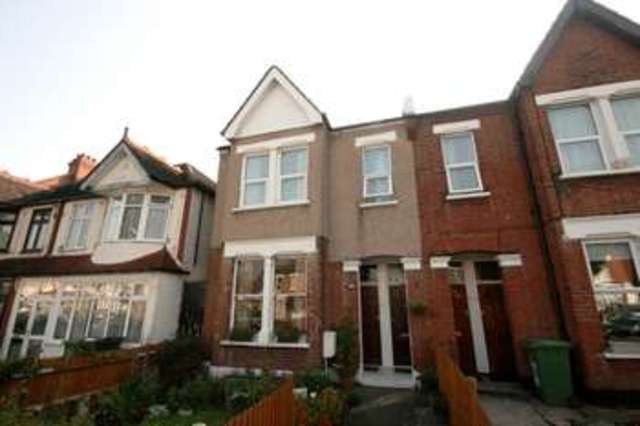  Image of 1 bedroom Ground Flat for sale in Colfe Road London SE23 at Forest Hill London Forest Hill, SE23 2EX