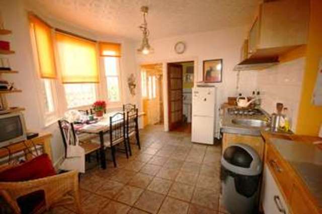  Image of 1 bedroom Ground Flat for sale in Colfe Road London SE23 at Forest Hill London Forest Hill, SE23 2EX