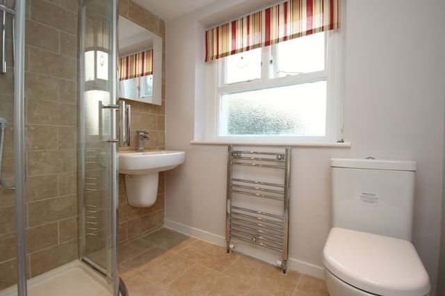  Image of 1 bedroom Flat to rent in Comeragh Road London W14 at Comeragh Road  London, W14 9HP