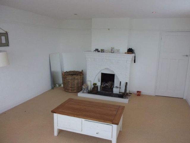  Image of 2 bedroom Semi-Detached house to rent in Coney Six East Wittering Chichester PO20 at Coney Six East Wittering Chichester, PO20 8DL
