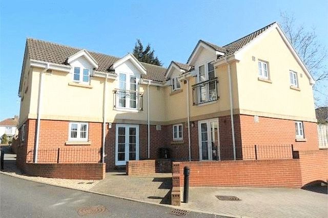  Image of 2 bedroom Flat for sale in Coombe Brook Close Kingswood Bristol BS15 at Coombe Brook Close Kingswood Bristol, BS15 1PD