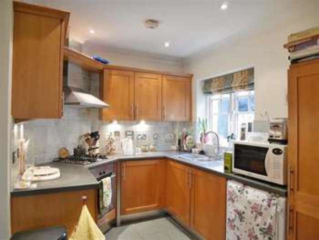  Image of 2 bedroom Flat for sale in Coopers Lane Abingdon OX14 at Abingdon, OX14 5GU