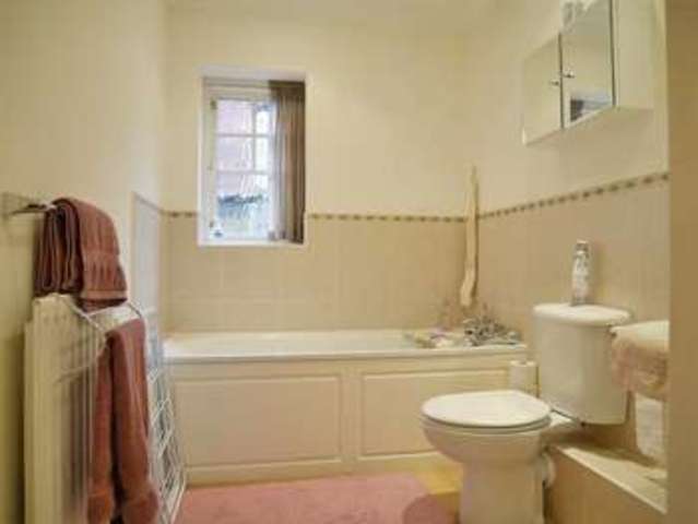  Image of 2 bedroom Flat for sale in Coopers Lane Abingdon OX14 at Abingdon, OX14 5GU