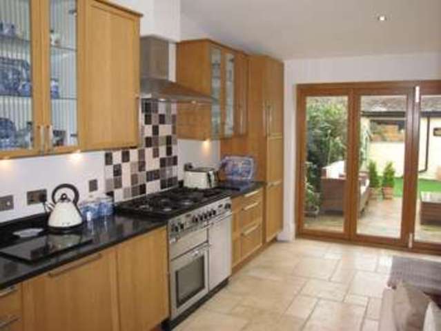  Image of 4 bedroom Terraced house for sale in Hewett Road Portsmouth PO2 at Copnor Portsmouth Hampshire, PO2 0QT
