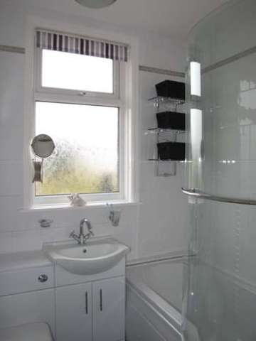  Image of 4 bedroom Terraced house for sale in Hewett Road Portsmouth PO2 at Copnor Portsmouth Hampshire, PO2 0QT