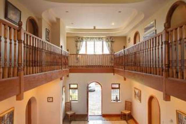  Image of 6 bedroom Detached house for sale in Portsdown Hill Road Portsmouth PO6 at Cosham Portsmouth Hampshire, PO6 1BE