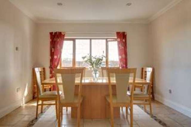  Image of 6 bedroom Detached house for sale in Portsdown Hill Road Portsmouth PO6 at Cosham Portsmouth Hampshire, PO6 1BE