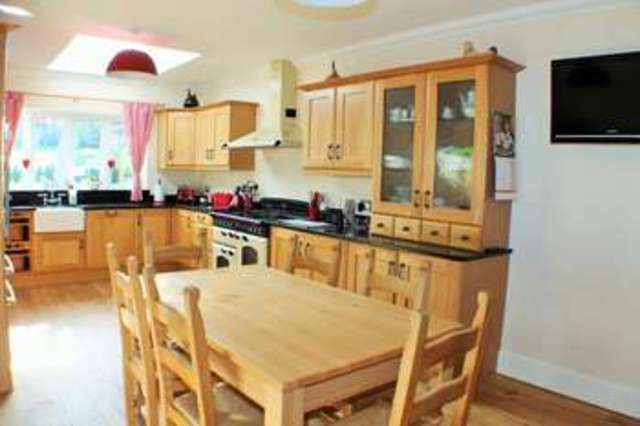  Image of 4 bedroom Detached house for sale in Hilltop Crescent Portsmouth PO6 at Cosham Portsmouth Hampshire, PO6 1BB
