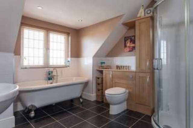  Image of 4 bedroom Detached house for sale in Hilltop Crescent Portsmouth PO6 at Cosham Portsmouth Hampshire, PO6 1BB