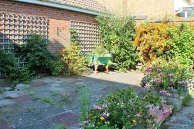 Image of 4 bedroom Detached house for sale in Orkney Road Cosham Portsmouth PO6 at Cosham Portsmouth Hampshire, PO6 3UE
