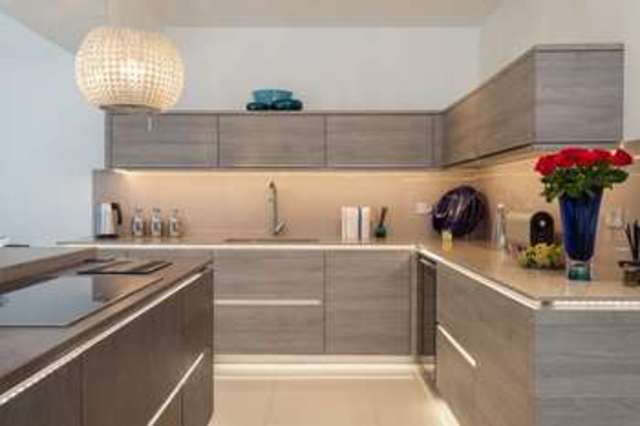  Image of 4 bedroom Detached house for sale in Boundary Way Portsmouth PO6 at Cosham Portsmouth Hampshire, PO6 3ND